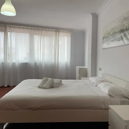 아파트호텔 Cies Suitel Lopez De Neira 28 - Your 4*