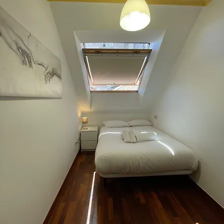 아파트호텔 Cies Suitel Lopez De Neira 28 - Your 4*