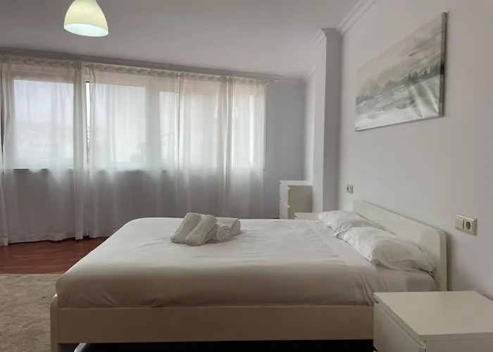 Appart hôtel Cies Suitel Lopez De Neira 28 - Your 4*